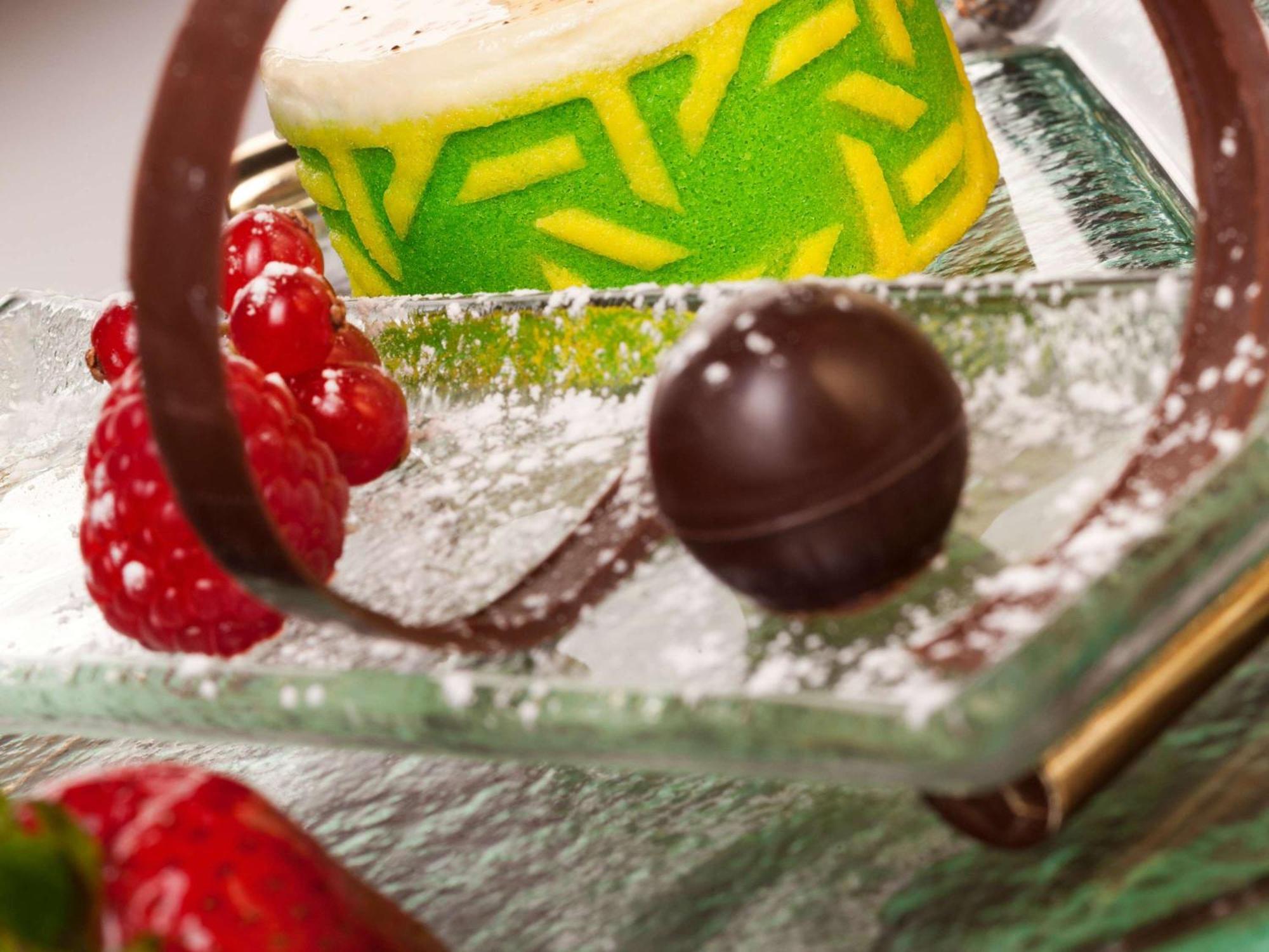 Raffles Makkah Palace Mekka Zewnętrze zdjęcie A chocolate truffle